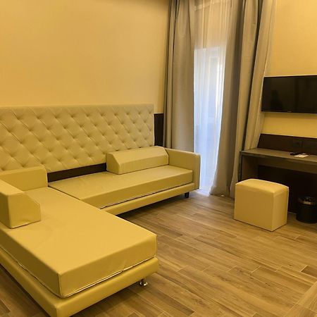 Jr Hotels Bocconi Milano Экстерьер фото