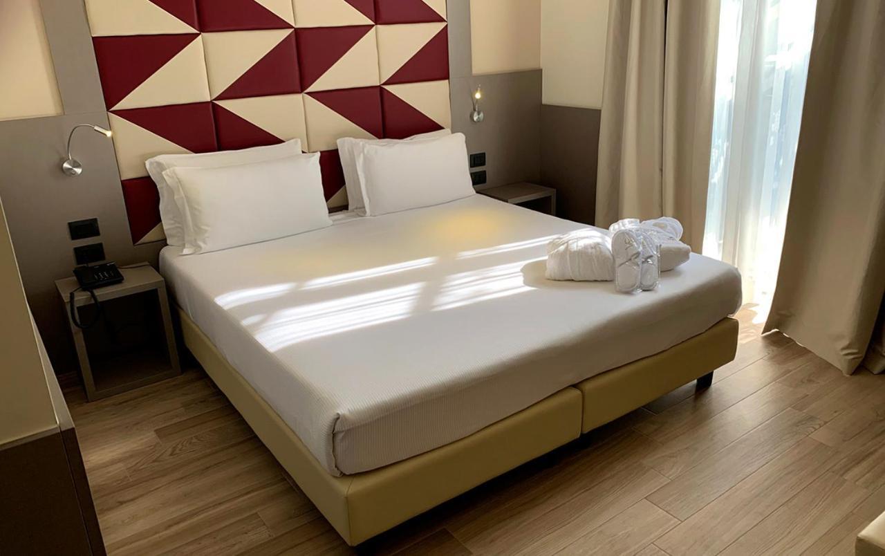 Jr Hotels Bocconi Milano Экстерьер фото