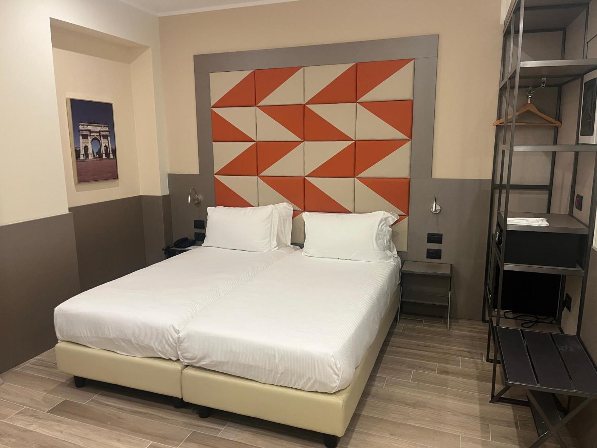 Jr Hotels Bocconi Milano Экстерьер фото