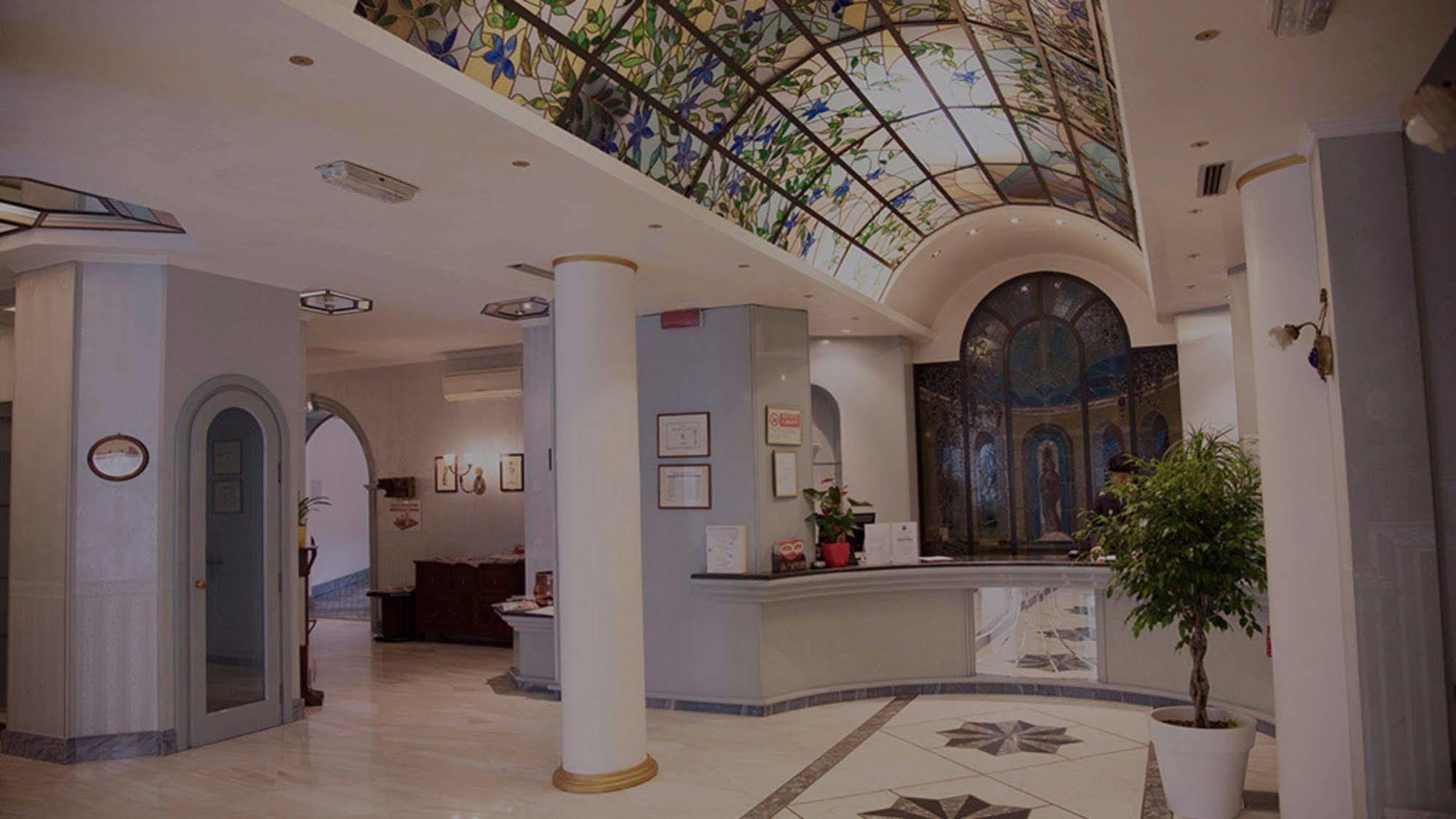 Jr Hotels Bocconi Milano Экстерьер фото