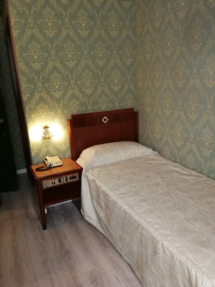Jr Hotels Bocconi Milano Экстерьер фото